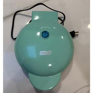 DASH Express Mini 2” Donut Maker  Non-Stick Makes 7 Donuts - Never Used